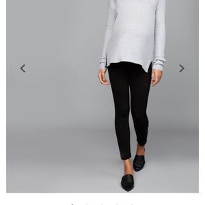 A PEA AND THE POD MATERNITY Pants Size Small